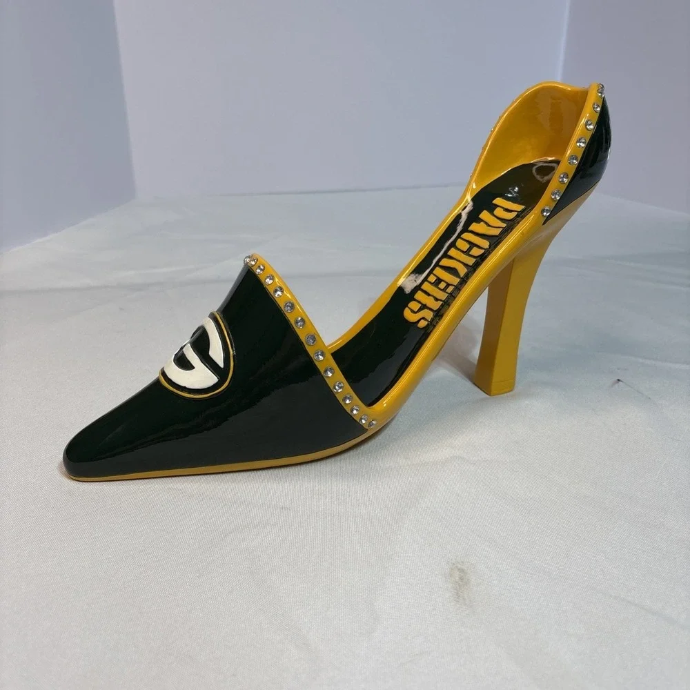 Green Bay Packers Wine Bottle Holder High Heel Shoe NFL Decor Evergreen Enterpri